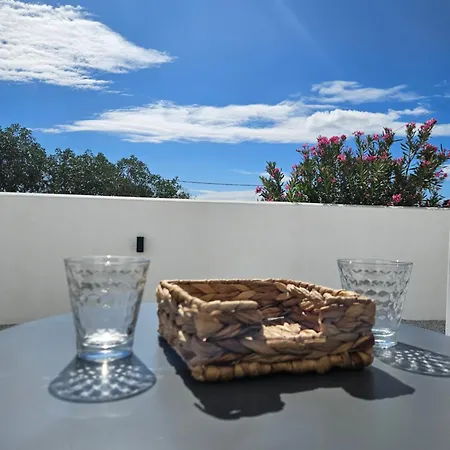 Apartamento Parian Nissos Harmony Living *
